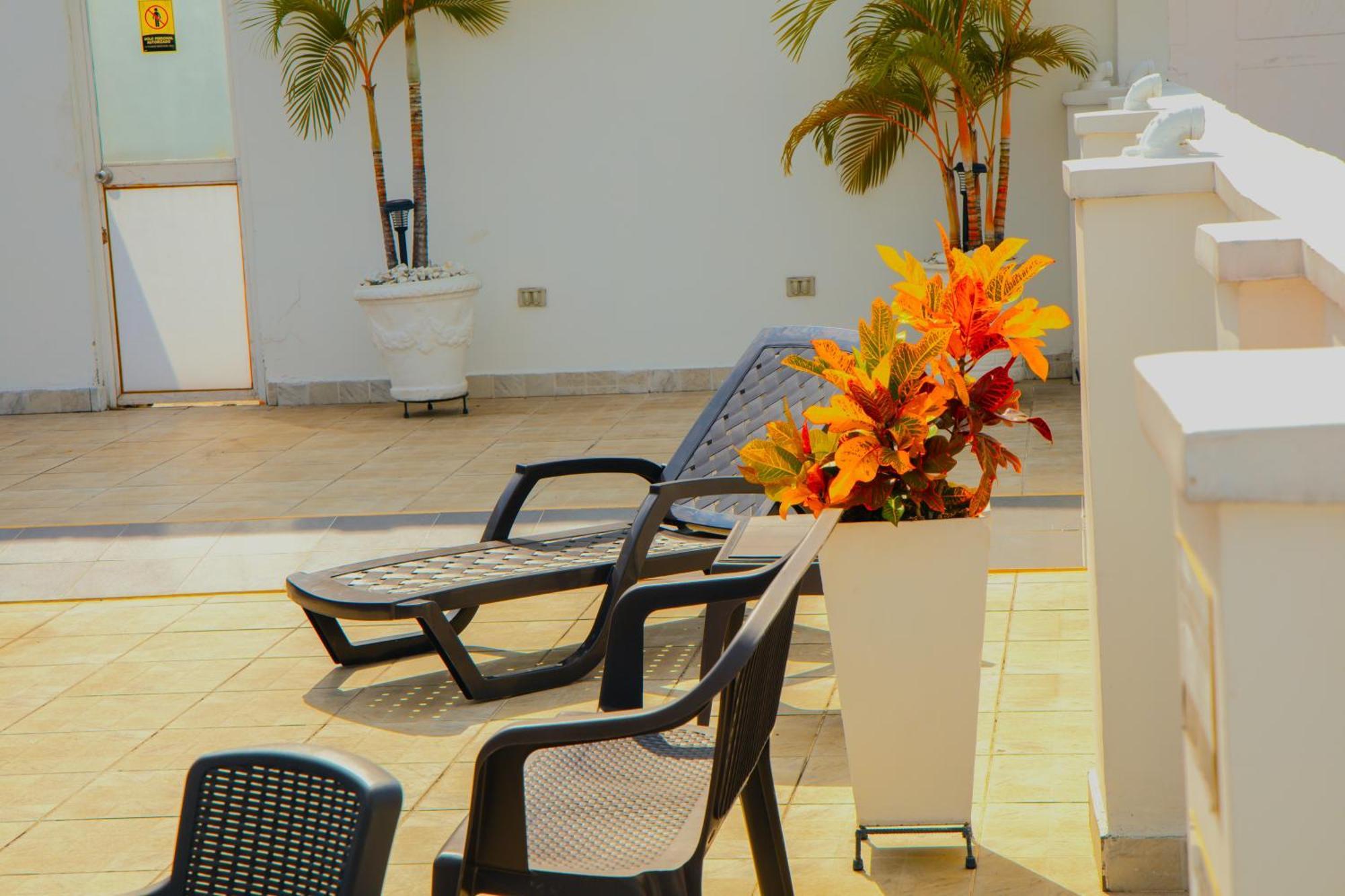 Tama Hotel Granada Real Кали Экстерьер фото