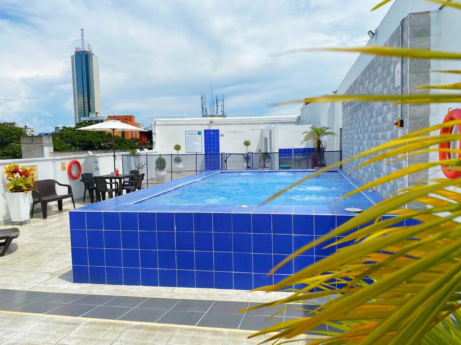 Tama Hotel Granada Real Кали Экстерьер фото