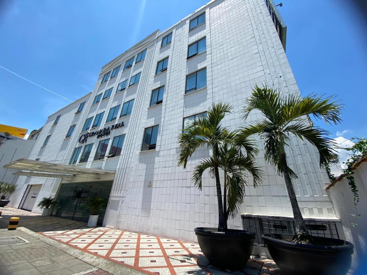 Tama Hotel Granada Real Кали Экстерьер фото