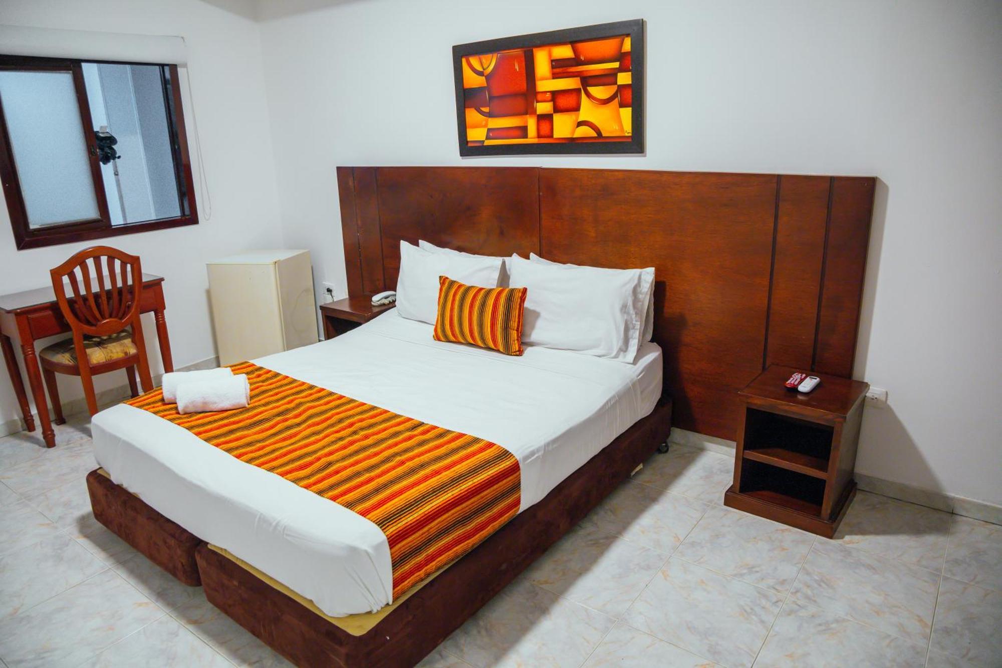 Tama Hotel Granada Real Кали Экстерьер фото